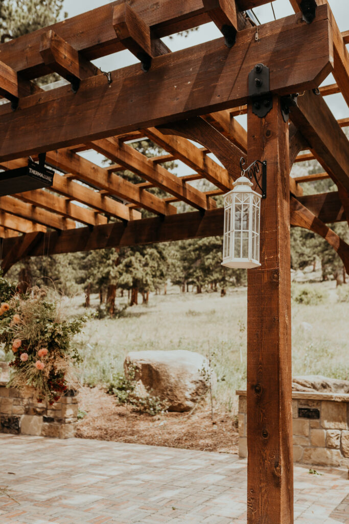 Della Terra Mountain Chateau ceremony site with landscape behind