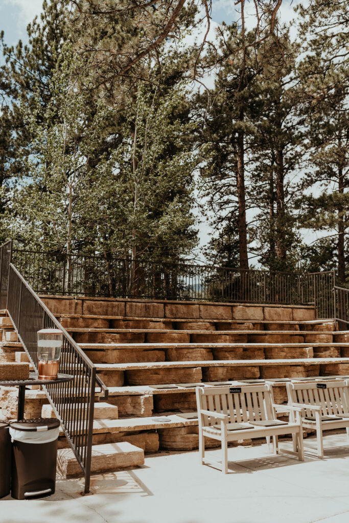 Della Terra Mountain Chateau outdoor ceremony seating area